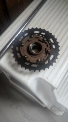 Inside the damaged hub